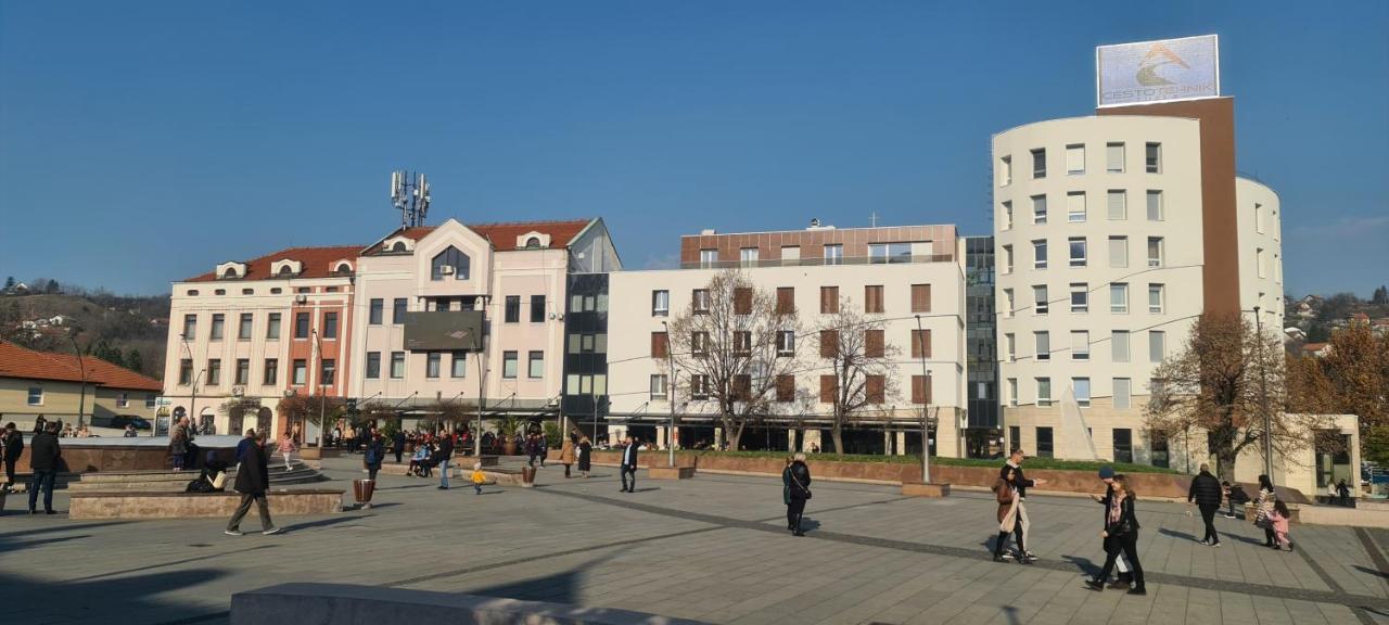 Apartamento Tuzla Trg - Tuzla Square Exterior foto